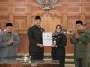 Bupati Klaten dan Ketua DPRD Klaten Tandatangani Persetujuan Raperda Perubahan APBD Tahun 2022 
