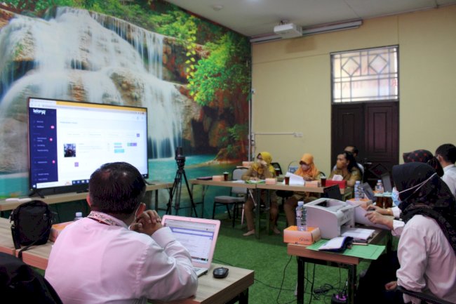 Pemantauan Di Hari Terakhir Lelang Online Barang Milik Daerah