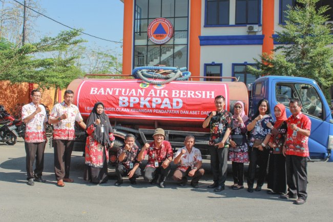BPKPAD Peduli Air Bersih Di Sejumlah Wilayah Di Kabupaten Klaten Terdampak Kemarau Panjang