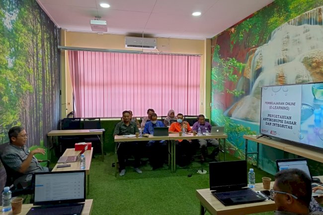 Plt Kepala BPKPAD Kabupaten Klaten Mendorong ASN Di Lingkungannya Mengikuti Pembelajaran Online (E-Learning) Pengetahuan Antikorupsi Dasar Dan Integritas