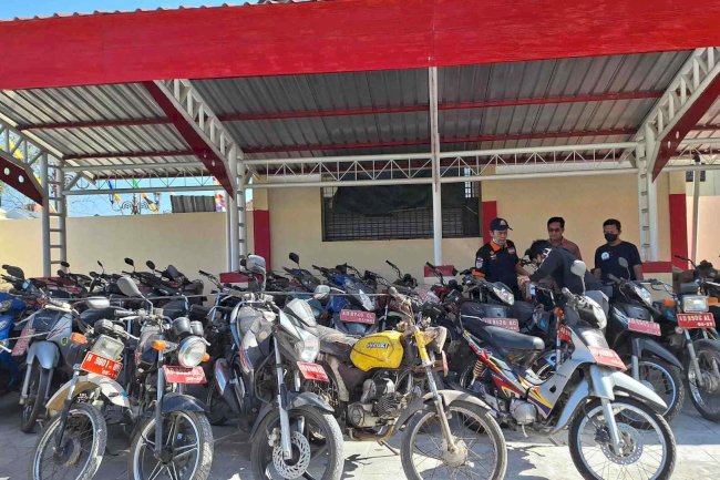 Hari Ke Dua Pengecekan Kendaraan Dinas Operasional Yang Akan Dinilaikan Untuk Pelelangan Tahun 2024