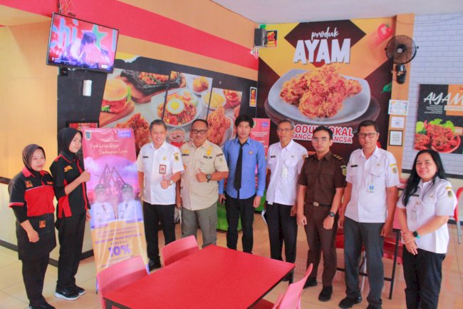 Pemasangan X-Banner Sebagai Wujud Sosialisasi Terkait Pajak Restaurant