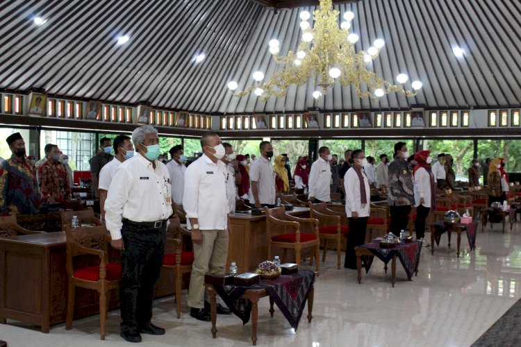 Rapat Koordinasi Dan Penyerahan Simbolis Hibah Uang Tahun 2021