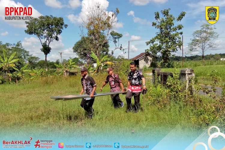 Pemasangan Tanda Batas Di Desa Tambakan Kecamatan Jogonalan dan Desa Tlogo Kecamatan Prambanan Dalam Rangka Pengelolaan Barang Milik Daerah