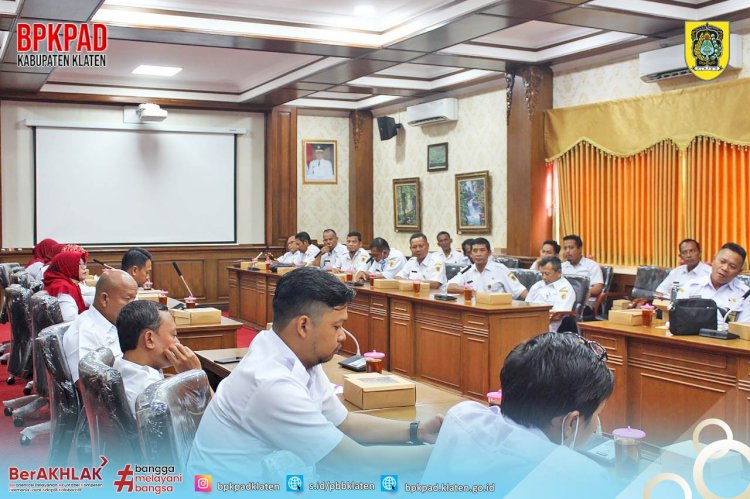 Rapat Koordinasi Dan Evaluasi Terkait Pengelolaan Pendapatan Asli Daerah