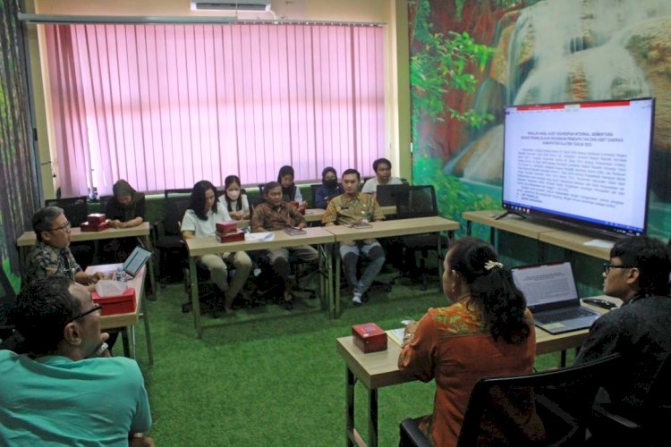 Penyampaian Risalah Hasil Audit Sementara Penyelenggaraan Kearsipan BPKPAD Kabupaten Klaten