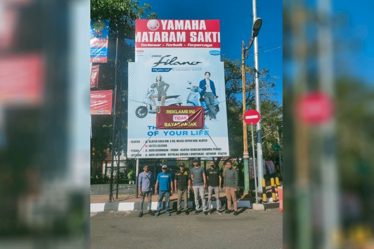Kegiatan Penertiban Papan Reklame Di Wilayah Kabupaten Klaten 