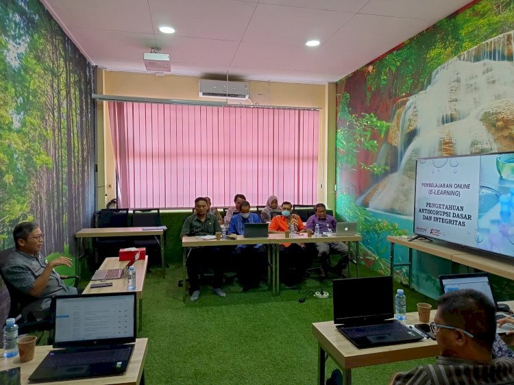 Plt Kepala BPKPAD Kabupaten Klaten Mendorong ASN Di Lingkungannya Mengikuti Pembelajaran Online (E-Learning) Pengetahuan Antikorupsi Dasar Dan Integritas