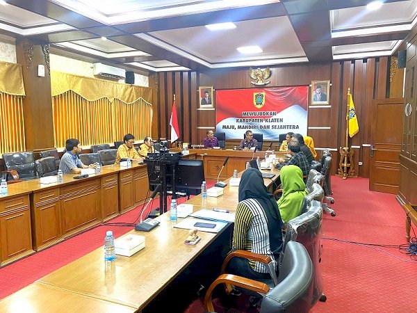 Serah Terima Berita Acara Rekonsiliasi Pajak Pusat Semester I Tahun 2024