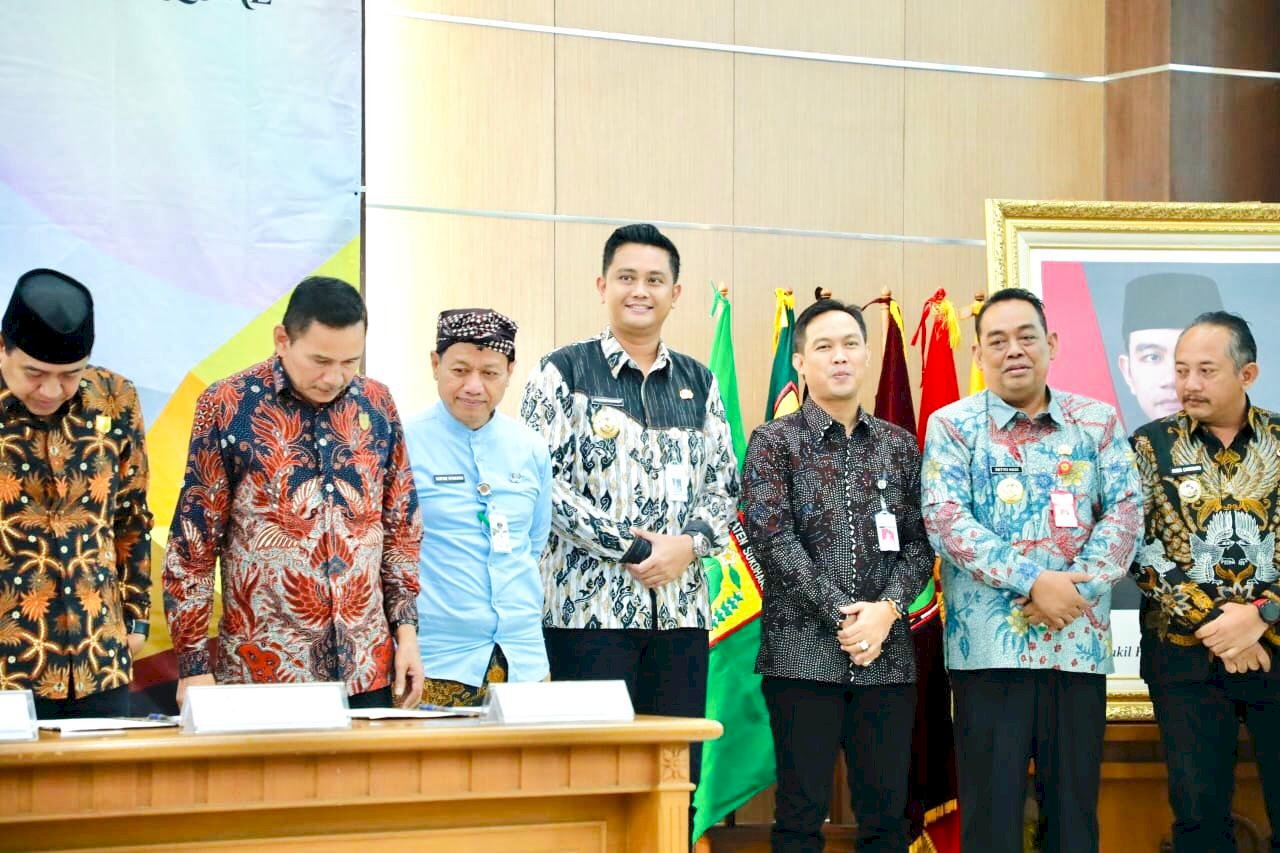 Penyerahan Laporan Hasil Pemeriksaan Atas LKPD Kabupaten Klaten Tahun 2024