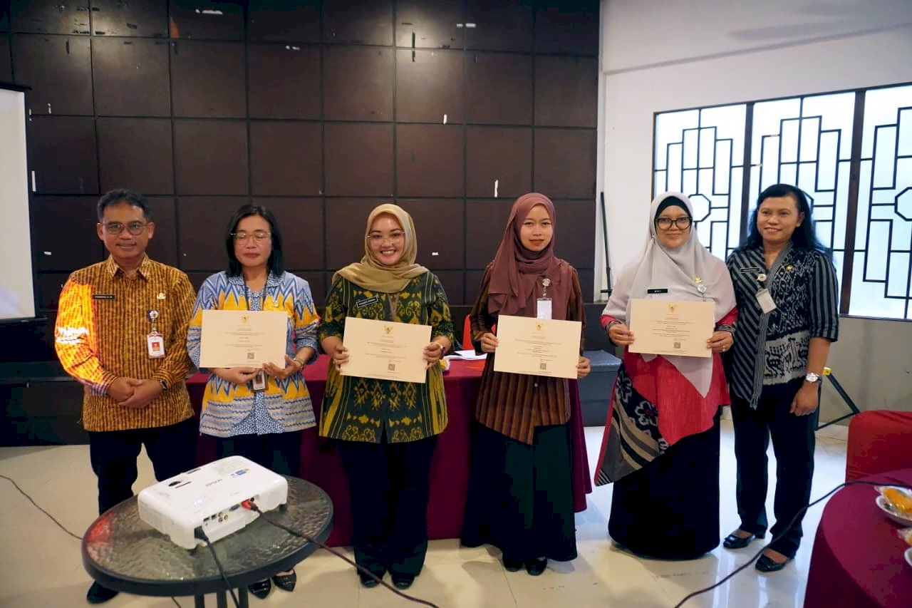 Badan Pengelolaan Keuangan Pendapatan dan Aset Daerah Mendapatkan Predikat Sangat Memuaskan Atas Pengawasan Kearsipan Tahun 2025 Tingkat Kabupaten Klaten.