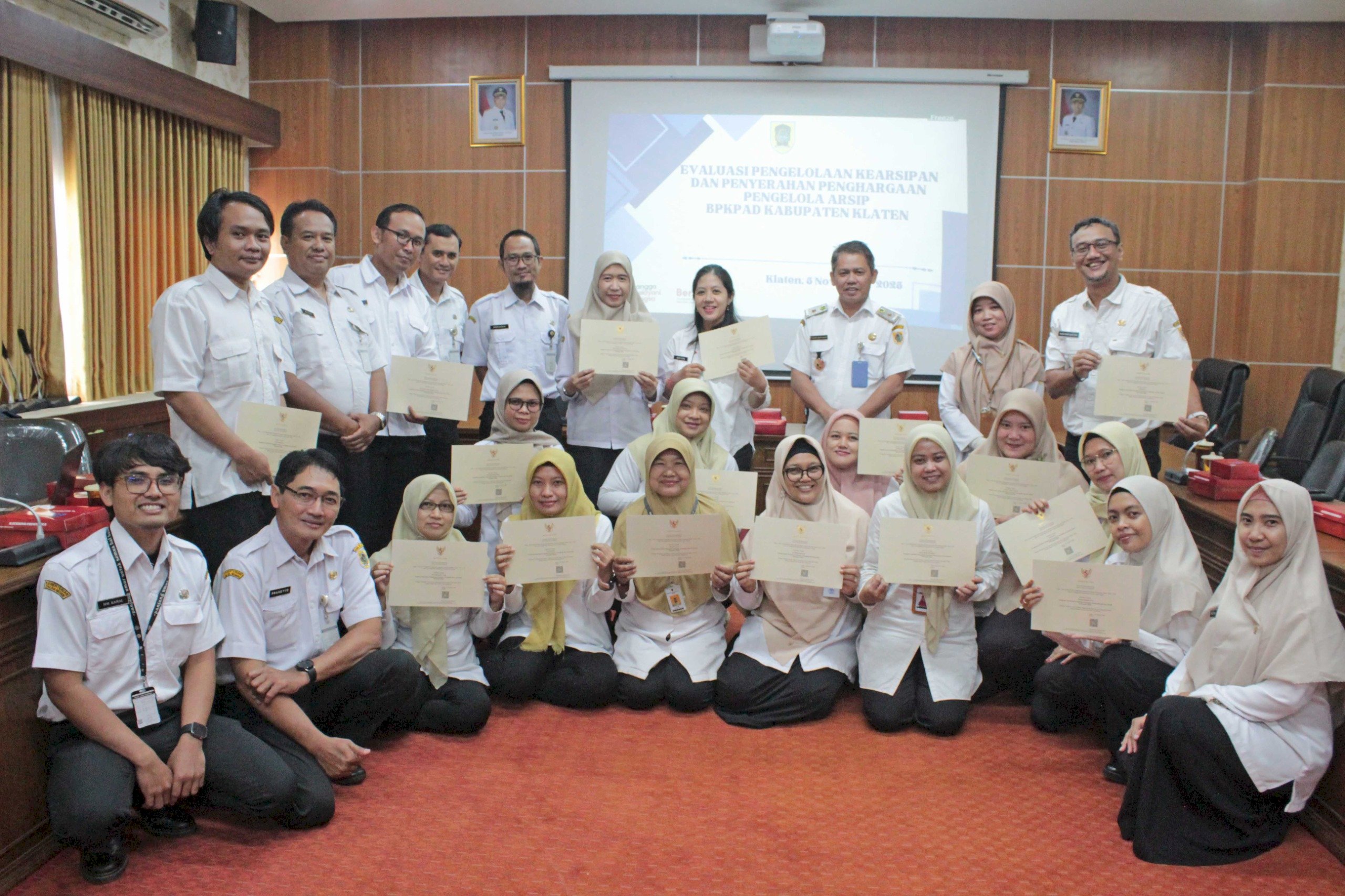 Evaluasi Pengelolaan Kearsipan pada BPKPAD Kabupaten Klaten dan Penyerahan Penghargaan Pengelola Arsip