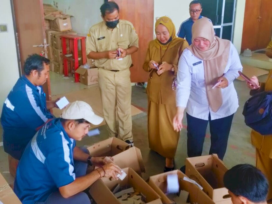 BPKPAD melalui Bidang Aset Daerah menghadiri Pemusnahan Barang Persediaan Berupa Karcis Retribusi Obyek Wisata