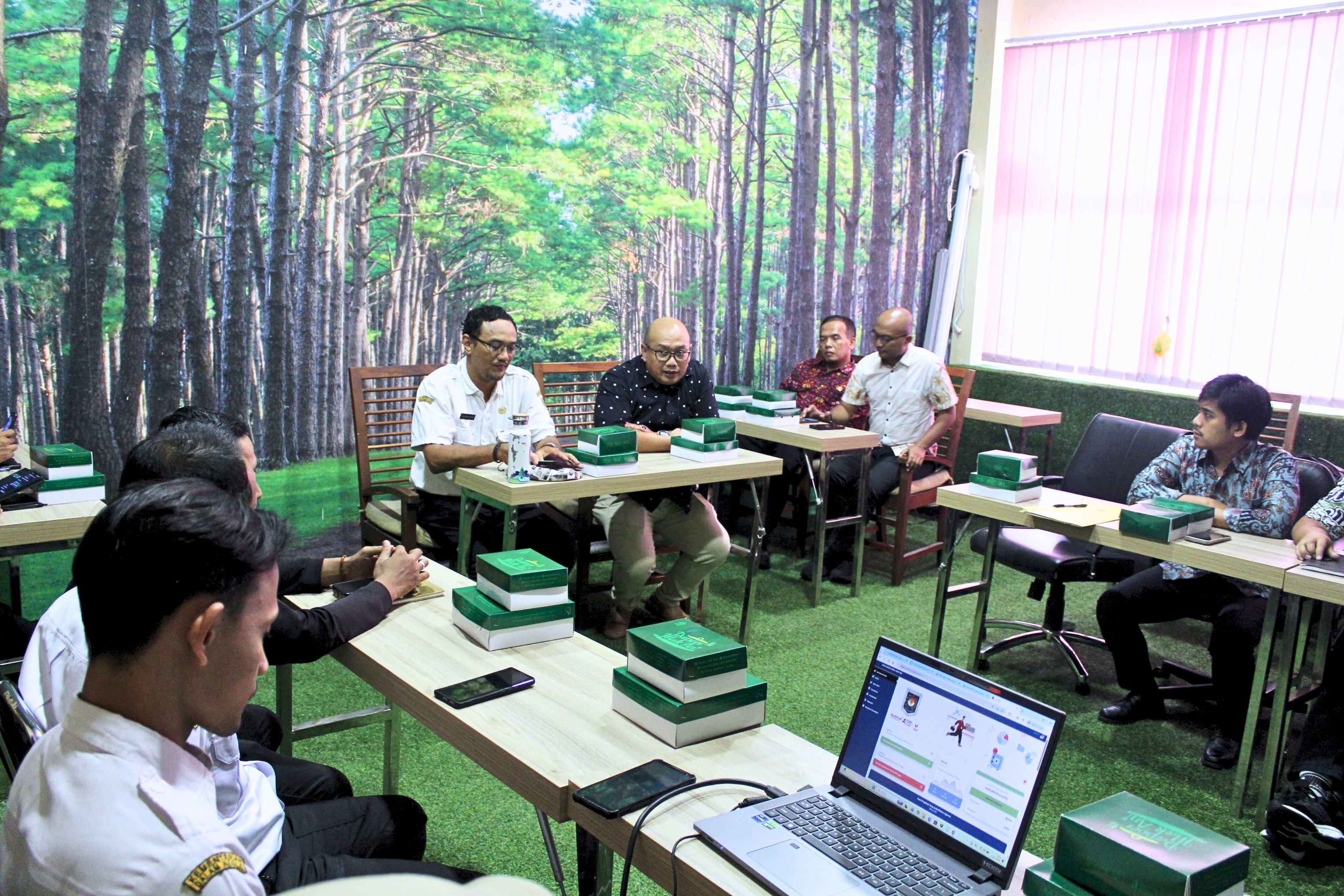 Studi Tiru Pengelolaan Barang Milik Daerah (BMD) ke BPKPAD Kab. Klaten oleh BPKAD Kab. Blitar