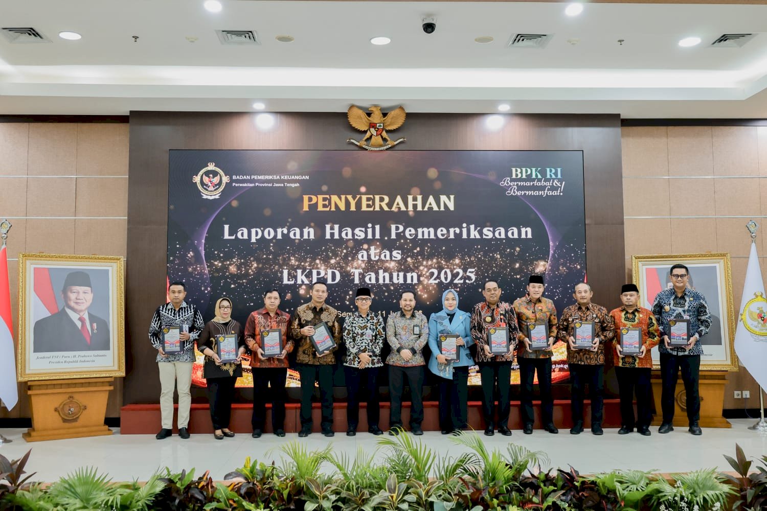 Penyerahan Laporan Hasil Pemeriksaan Atas LKPD Kabupaten Klaten Tahun 2025